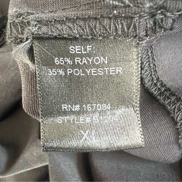 Tuckernuck Pomander Place Black Phillipa Blouse NWT - Picture 7 of 8